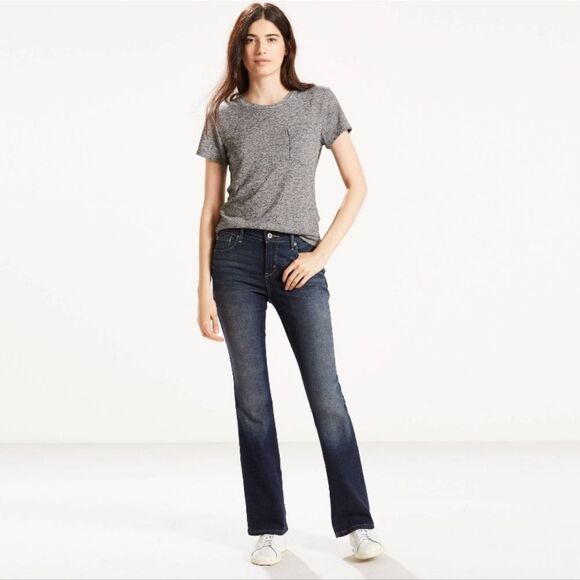 EUC Levis 515 Medium Blue Bootcut Jeans - Picture 2 of 9